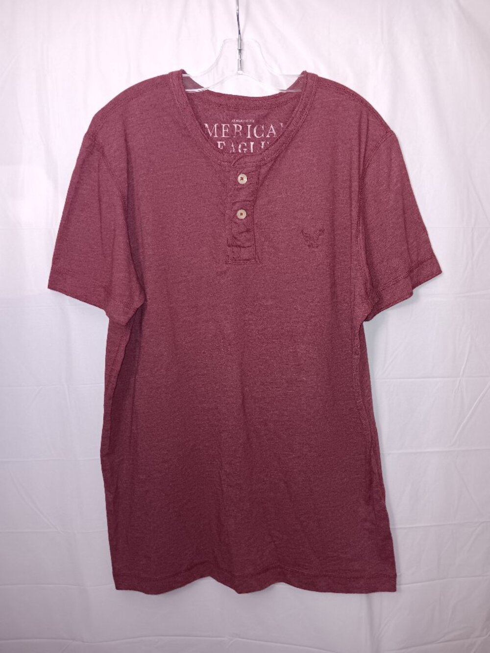 AMERICAN EAGLE ATHLETIC FIT SHORT-SLEEVED T-SHIRT